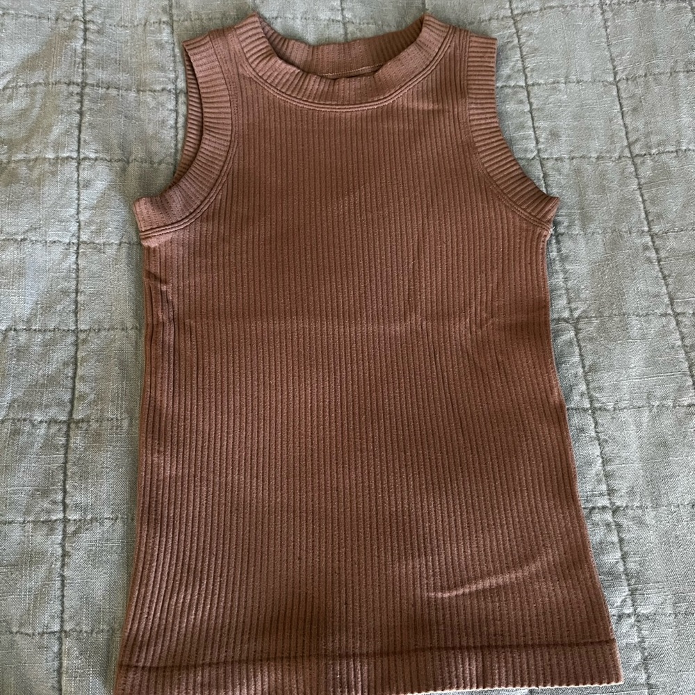 Sleeveless Ribbed Knit Top